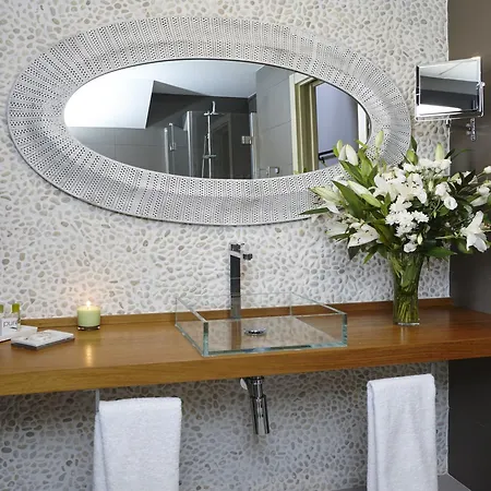 Hotel Galería Essentia