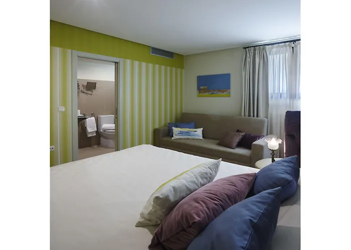 Galeria Essentia فندق اراسنا