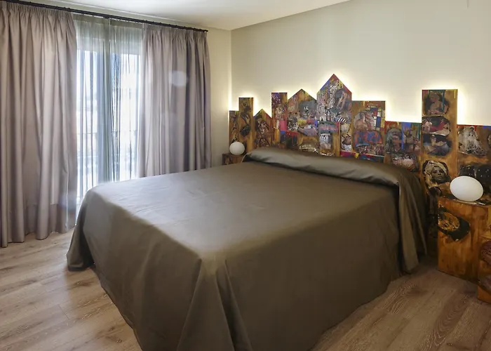 Galeria Essentia 3*