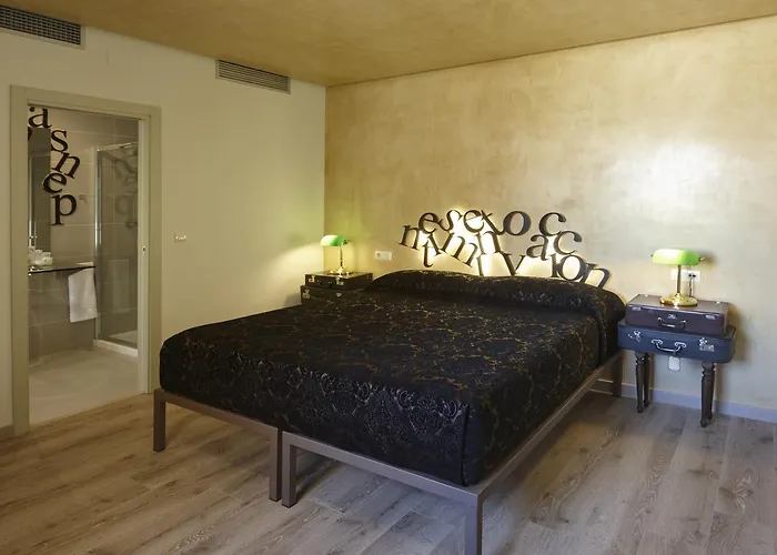 Galeria Essentia فندق 3*