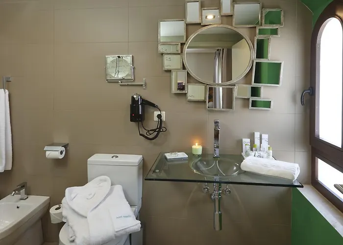 Galeria Essentia 3*