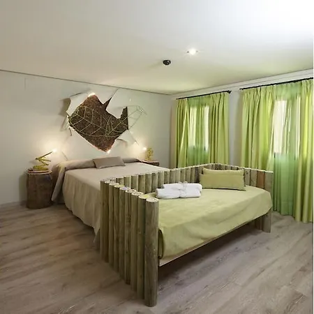 Hotel Galeria Essentia 2*