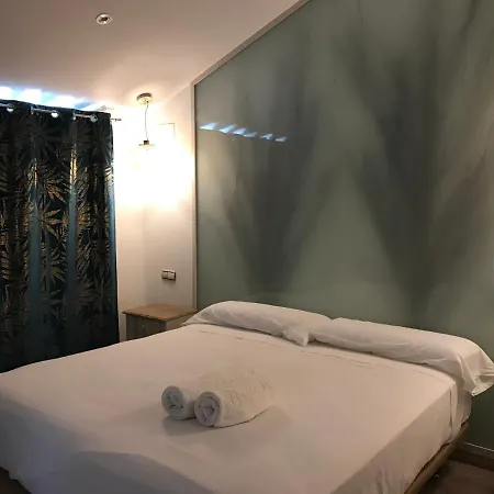 Galeria Essentia 2*