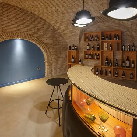 Galeria Essentia 2*